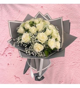 Bouquet of 25 White Roses
